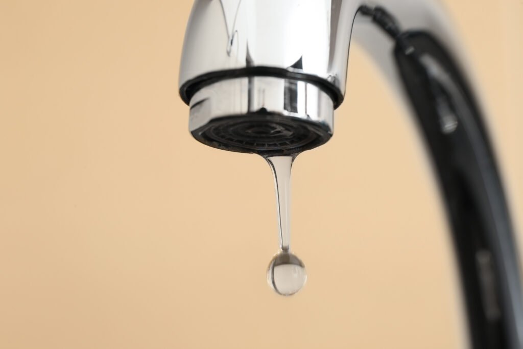faucet dripping